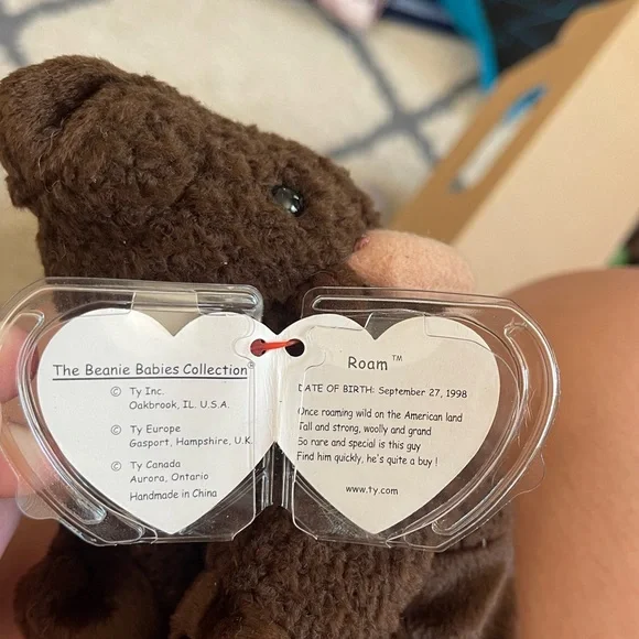 Ty roam beanie baby